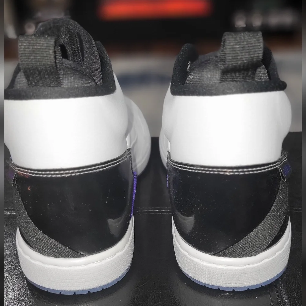 Jordan Fadeaway NIKE Sneakers White/Dark Concord Black- Men's Size 13 NEW